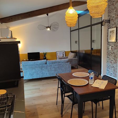 Le Petit 1881 Apartment Ampuis Bagian luar foto